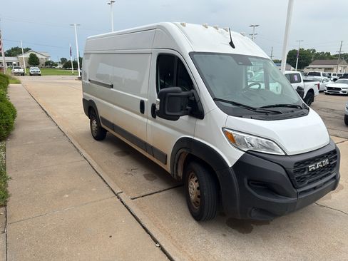 Used 2023 RAM ProMaster 2500 FWD image 4