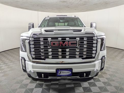 New 2025 GMC Sierra 3500 Denali w/ Denali Reserve Package image 2