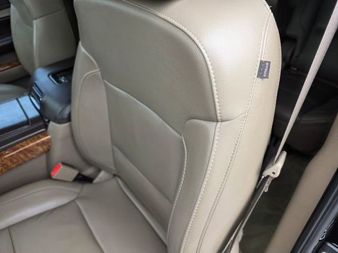 Used 2016 Chevrolet Suburban LTZ AWD/4WD image 27