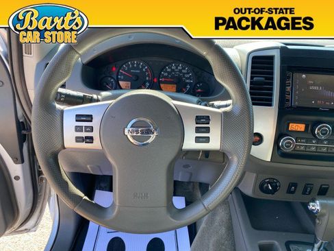 Used 2013 Nissan Frontier SV w/ SV Value Truck Pkg AWD/4WD image 26