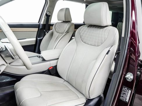 Used 2024 Hyundai Palisade Limited FWD image 15