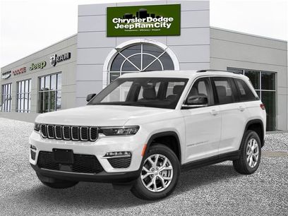 New 2025 Jeep Grand Cherokee Laredo