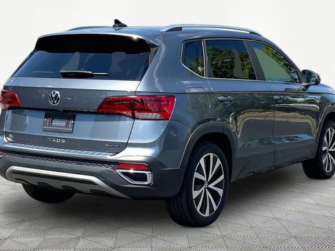 Used 2022 Volkswagen Taos SE AWD/4WD image 5