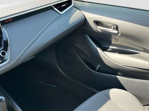 Used 2022 Toyota Corolla SE FWD image 22