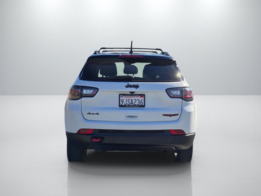 Used 2023 Jeep Compass Trailhawk w/ Trailhawk Elite Group AWD/4WD image 5