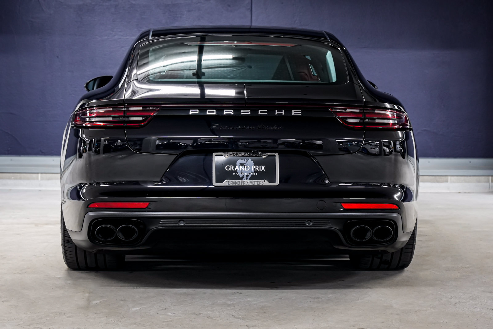 Used 2018 Porsche Panamera Turbo AWD/4WD image 4