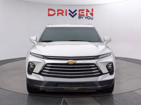 Used 2024 Chevrolet Blazer Premier w/ Driver Confidence II Package FWD image 8