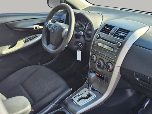 Used 2011 Toyota Corolla S image 26