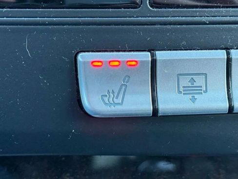 Used 2014 Mercedes-Benz E 350 4MATIC Sedan w/ Premium 1 Package image 21