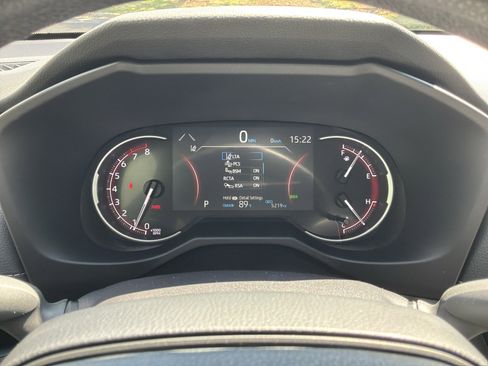 Used 2025 Toyota RAV4 XLE w/ Convenience Package image 21