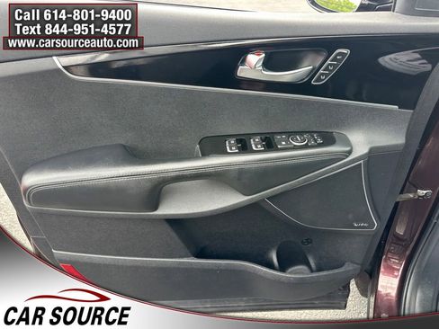Used 2016 Kia Sorento SX AWD/4WD image 10