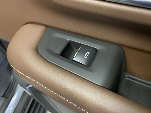 Used 2022 Chevrolet Tahoe High Country image 15