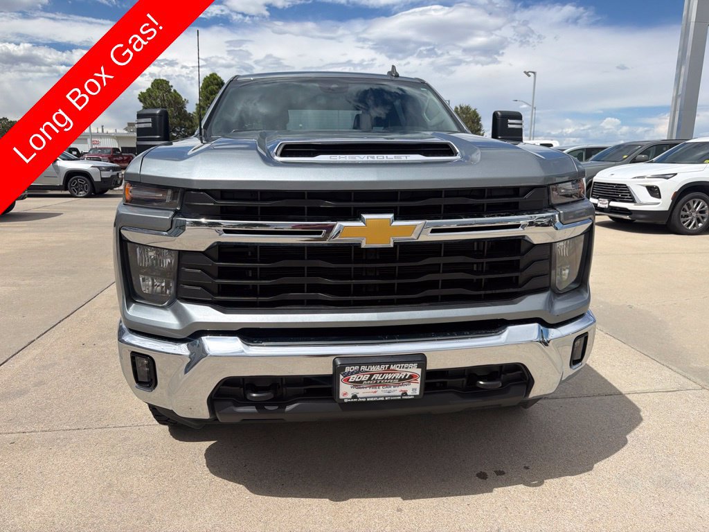 Used 2024 Chevrolet Silverado 2500 LT AWD/4WD image 8