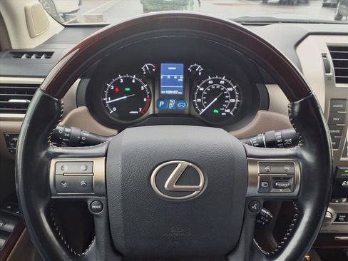 Used 2019 Lexus GX 460 Premium image 18