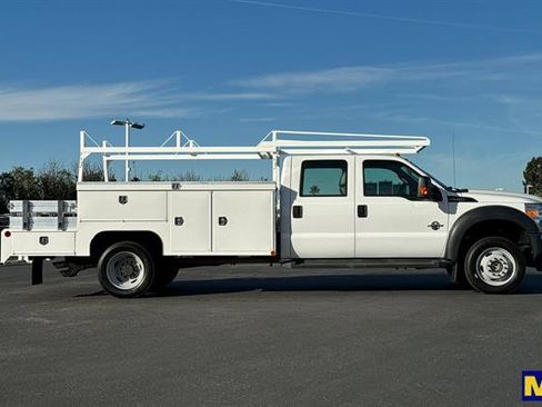 Used 2015 Ford F550 XL image 3