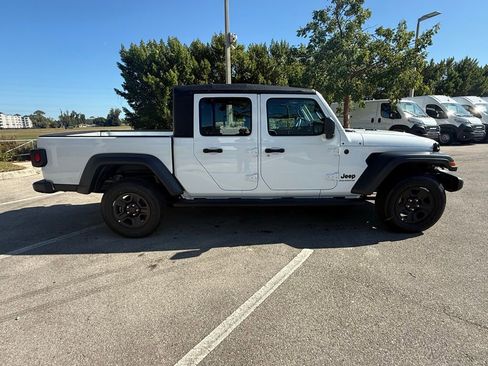 New 2026 Jeep Gladiator Sport image 4