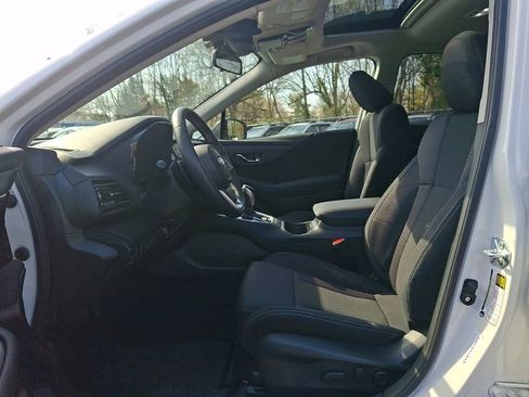 Used 2025 Subaru Outback Premium image 13