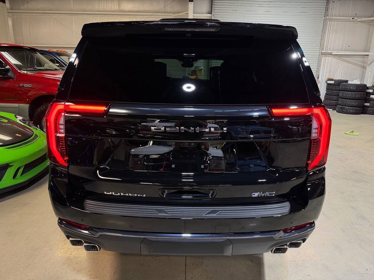 Used 2026 GMC Yukon Denali Ultimate w/ LPO, Floor Liner Package AWD/4WD image 14