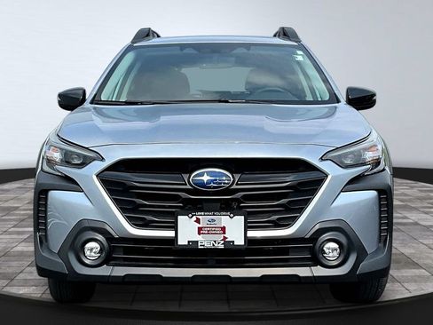 Used 2024 Subaru Outback Onyx Edition XT AWD/4WD image 2
