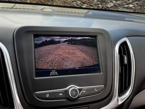 Used 2021 Chevrolet Equinox LT image 15