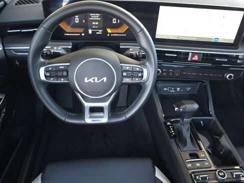 Certified 2025 Kia K5 GT-Line w/ GT-Line Premium Package FWD image 14