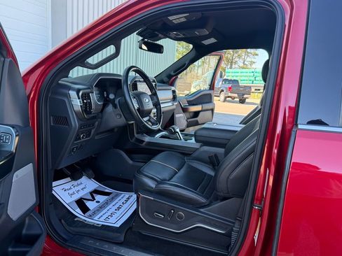 Used 2022 Ford F150 Platinum w/ Max Trailer Tow Package image 18
