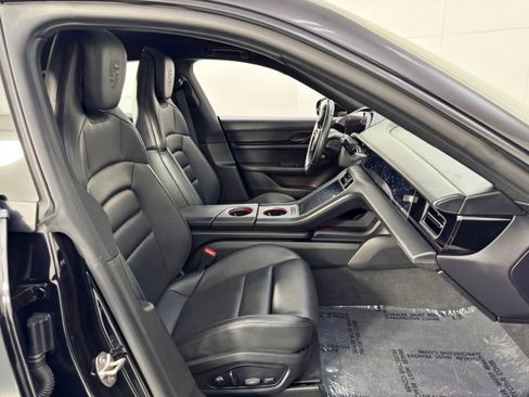 Used 2022 Porsche Taycan 4 Cross Turismo image 16