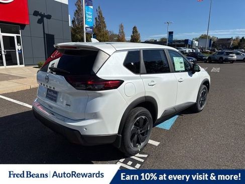 New 2026 Nissan Rogue SV w/ Cold Weather Package AWD/4WD image 9