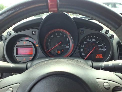 Used 2015 Nissan 370Z NISMO RWD image 19