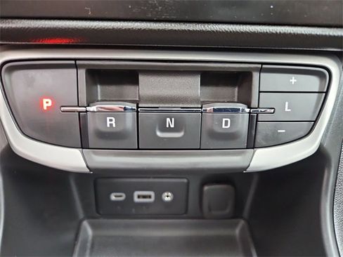 Certified 2023 GMC Terrain SLE w/ Driver Convenience Package image 16