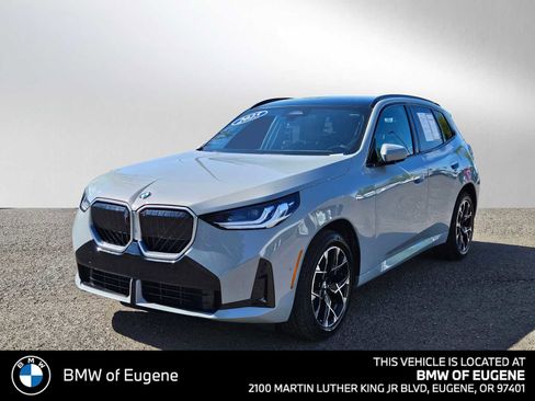 Used 2025 BMW X3 xDrive30i AWD/4WD image 7