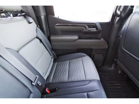 Used 2023 Chevrolet Silverado 1500 ZR2 w/ Technology Package AWD/4WD image 12