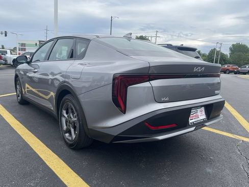 Used 2025 Kia K4 FWD image 31
