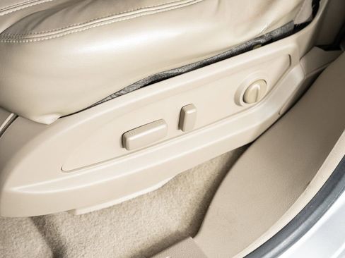 Used 2015 GMC Acadia Denali image 17