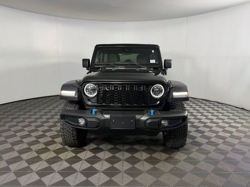 Used 2024 Jeep Wrangler Unlimited AWD/4WD image 11