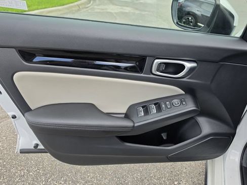 Used 2024 Honda Civic EX-L image 16
