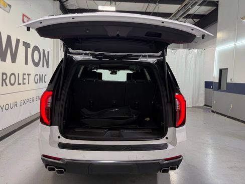 New 2026 GMC Yukon AT4 w/ AT4 Premium Plus Package AWD/4WD image 34