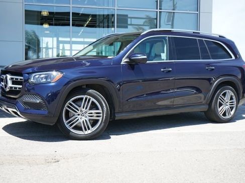 Used 2022 Mercedes-Benz GLS 450 4MATIC image 4