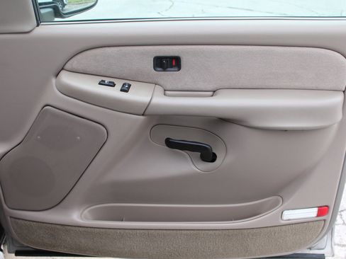 Used 2002 Chevrolet Silverado 1500 LS RWD image 16