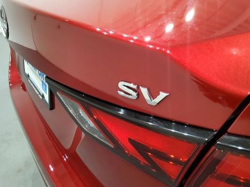 Used 2024 Nissan Sentra SV FWD image 46