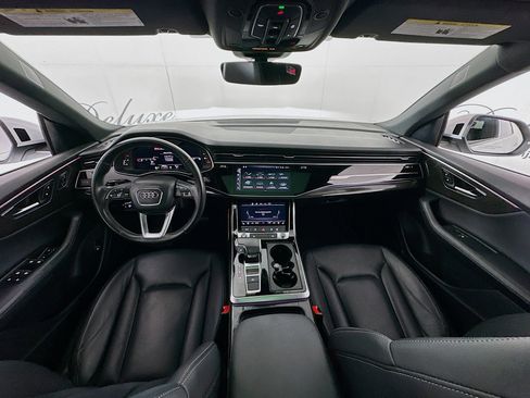 Used 2022 Audi Q8 Premium Plus w/ Premium Plus Package image 19