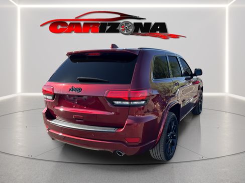 Used 2019 Jeep Grand Cherokee Altitude RWD image 6