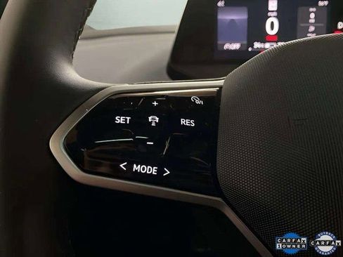 Used 2024 Volkswagen ID.4 S image 36