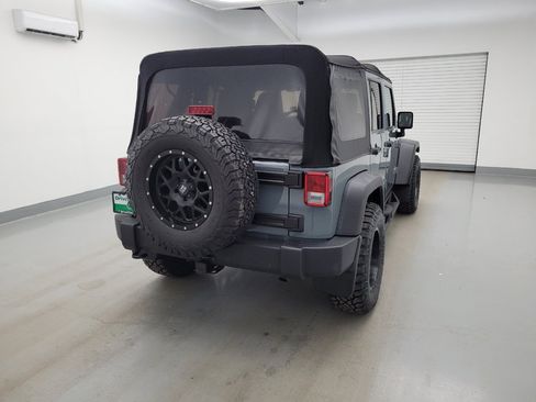 Used 2014 Jeep Wrangler Unlimited Rubicon w/ Dual Top Group AWD/4WD image 7