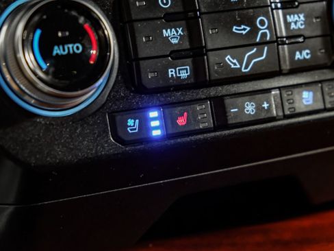 Used 2020 Ford F450 King Ranch w/ King Ranch Ultimate Package AWD/4WD image 25