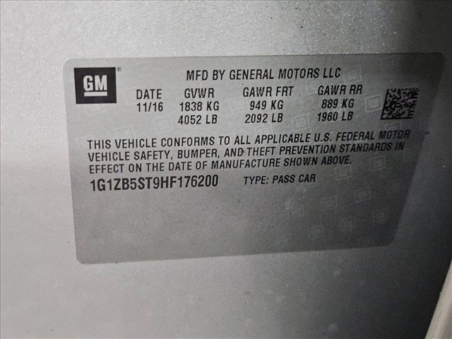 Used 2017 Chevrolet Malibu LS w/ LPO, Convenience Package 1 FWD image 15