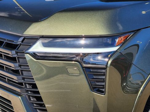 Used 2025 Lexus GX 550 w/ Accessory Package (2T) AWD/4WD image 9