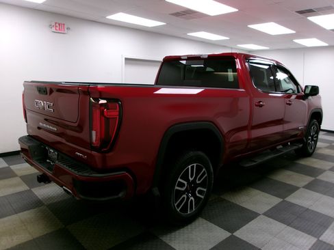 Used 2025 GMC Sierra 1500 AT4 w/ AT4 Preferred Package AWD/4WD image 15