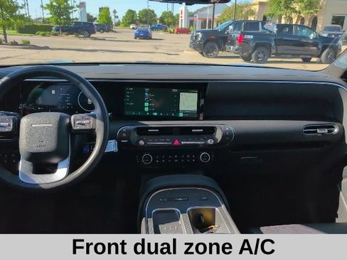 Used 2026 Hyundai Palisade Calligraphy AWD/4WD image 4