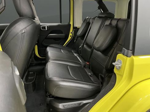 Used 2023 Jeep Wrangler Unlimited Sahara w/ Cold Weather Group image 29